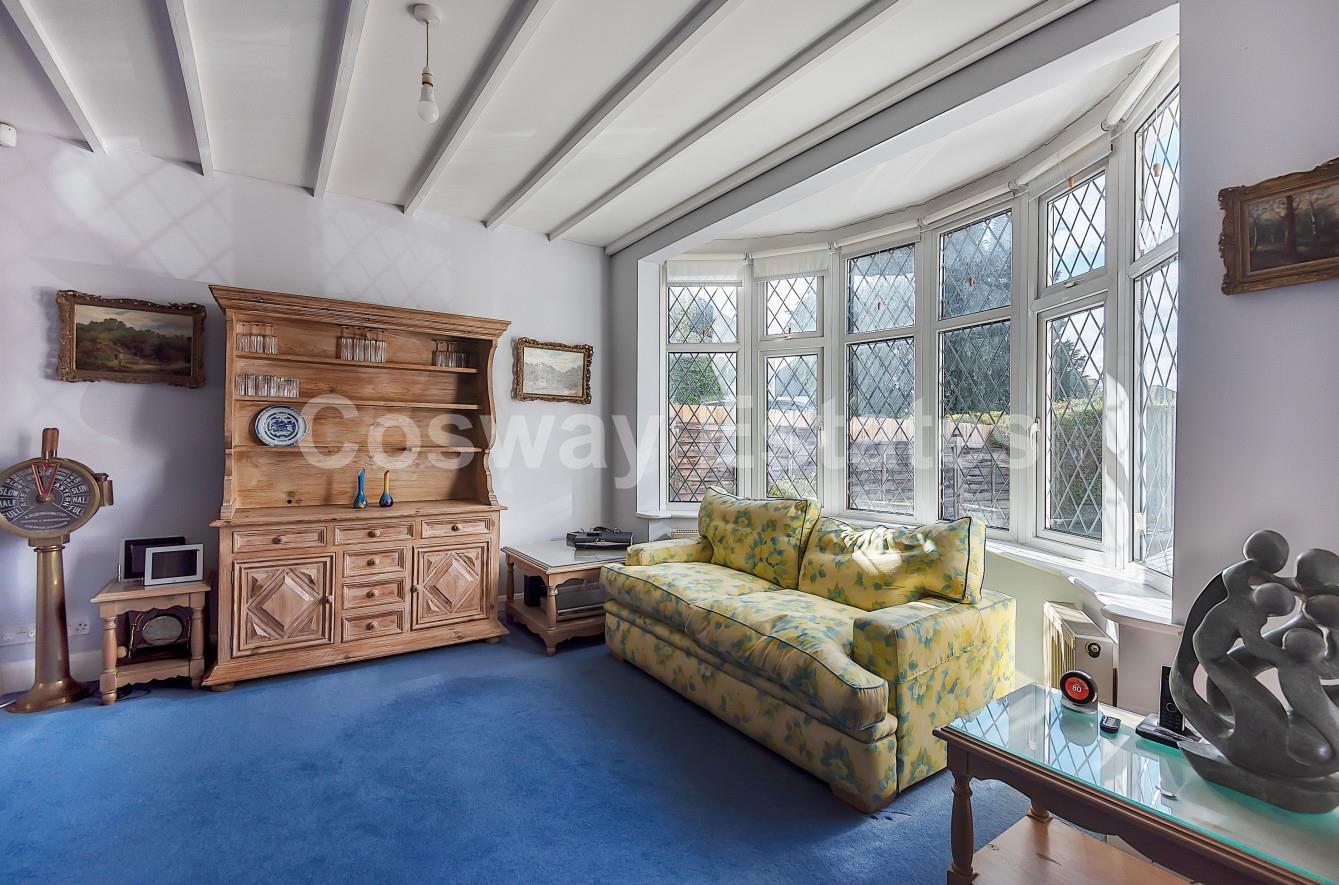 Copthall Gardens, Mill Hill